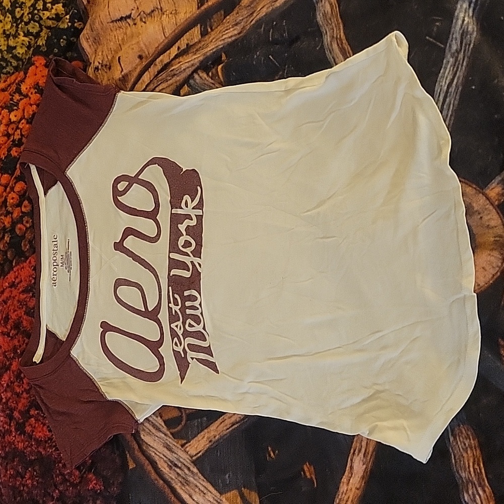 Juniors Aeropostale T-shirt